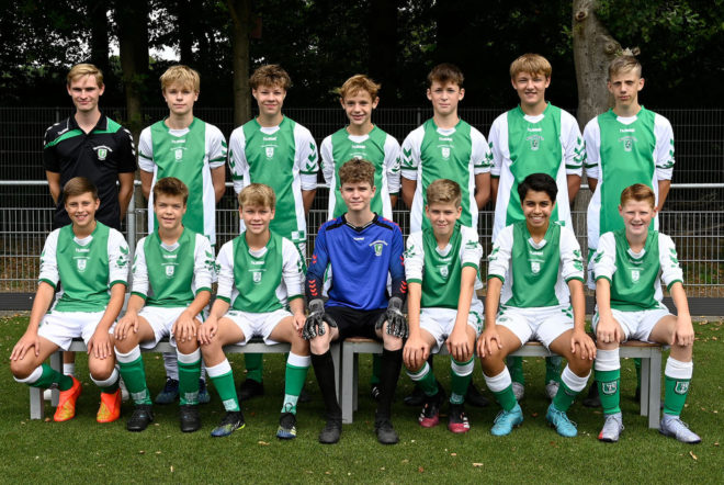Warnsveldse Boys JO15-1