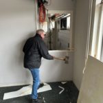 Vrijwilligers helpen met verbouwing